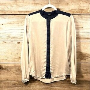 Theory Helona 100% silk beige and black blouse size Medium